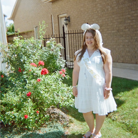 White Knox rose dress - Picture 4 of 4